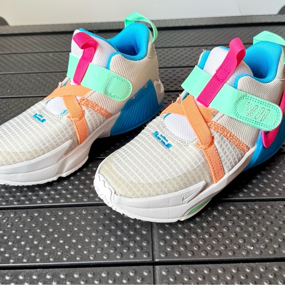 NIKE LEBRON WITNESS VII BASKETBALL SHOES - Picture 4 of 7